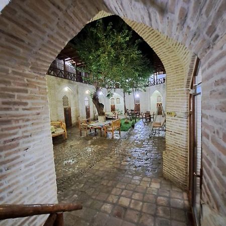 Umar Hotel In The Old City Buchara Exteriör bild